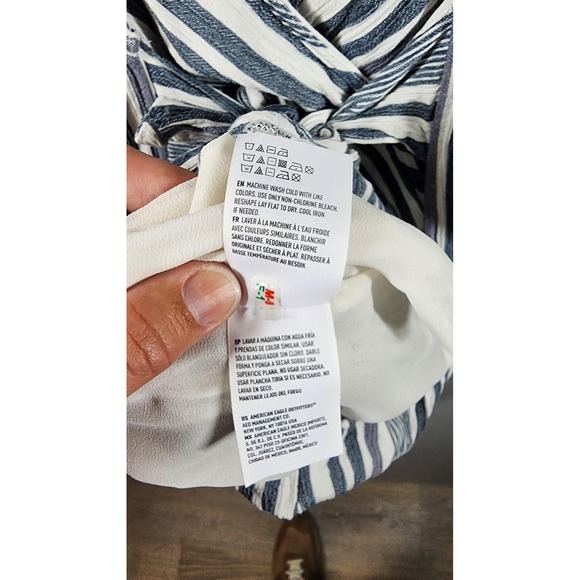 American Eagle Romper Womens Medium Blue White Striped Summer Lined Sleeveless - Picture 8 of 8